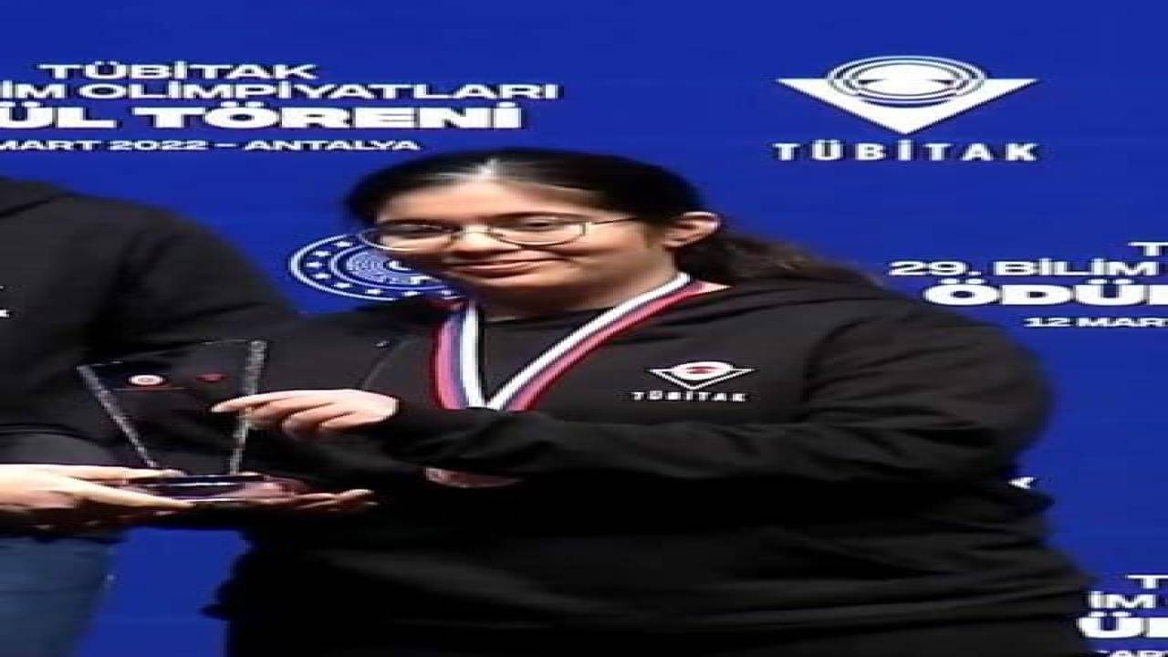 Laboratuvarlara Duyduğu İlgi Madalya Getirdi