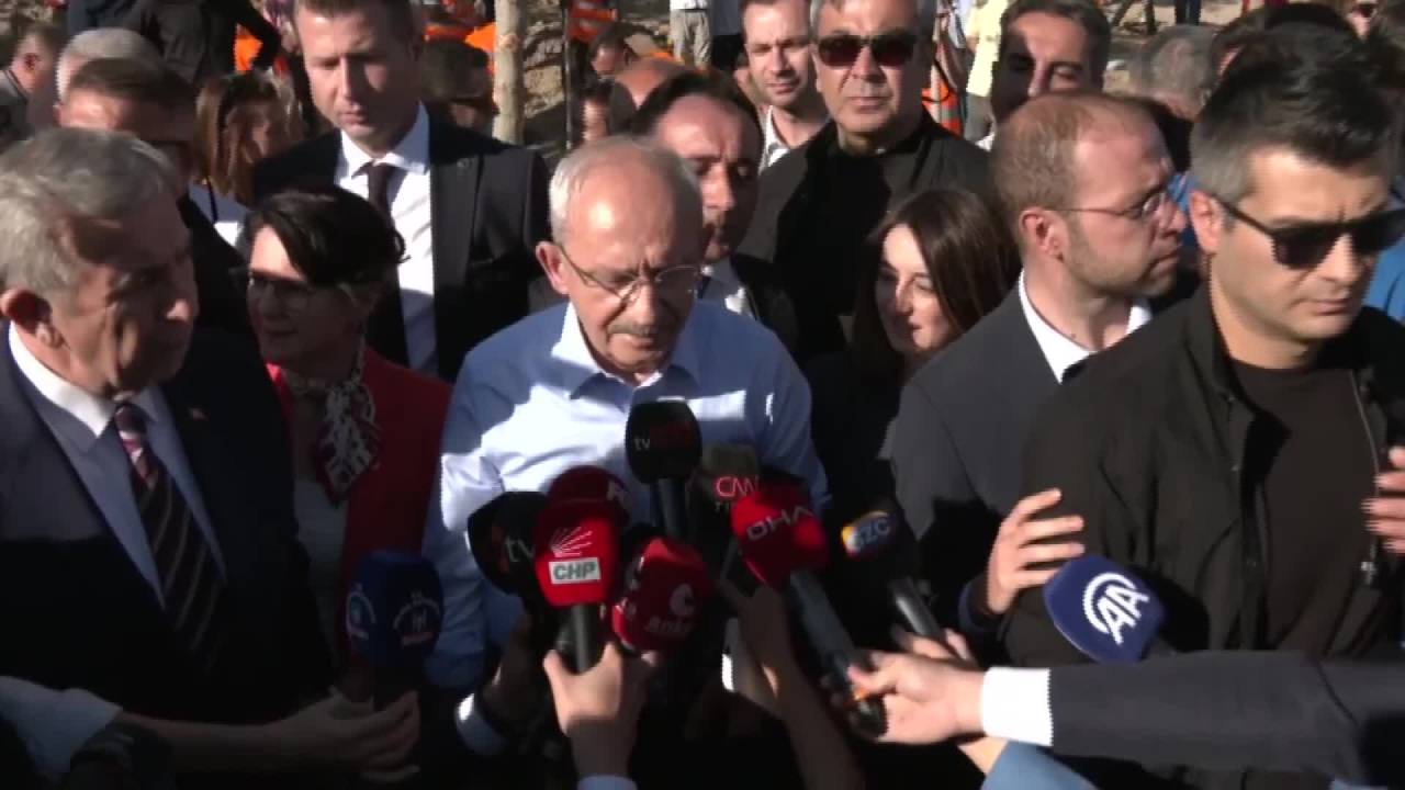 Kılıçdaroğlu: "Mansur Bey Bizim Büyükşehir Belediye Başkanımızdır Ve Adayımızdır"