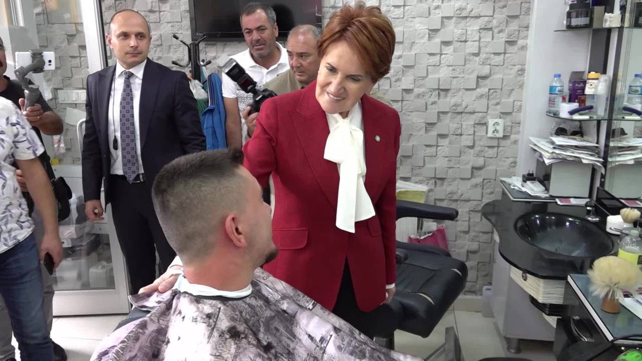 Akşener, İyi Parti Edirne İl Başkanlığı’nı Ziyaret Etti