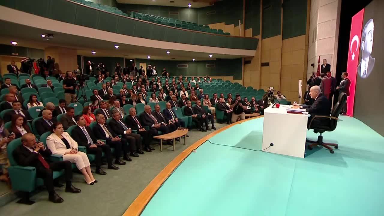 Devlet Bahçeli: "Mahallede Komşuya Verilecek Ev Olmadığı Anlaşılmıştır"
