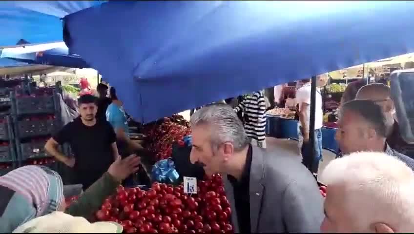 Bursalı Emekli İnşaat İşçisi Kadın: "14 Yıldır Aynı Evde Yaşıyorum Ama Elektriğim Yok"