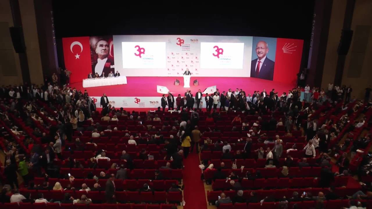 Sezgin Tanrıkulu: "Beni Kurtlar Sofrasına Attılar"