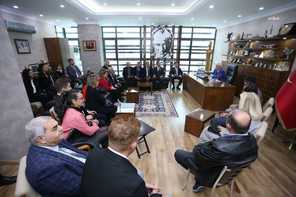 Chp Eskişehir İl Başkanı Yalaz Ve İl Yönetiminden Odunpazarı Belediye Başkanı Kurt’a Ziyaret