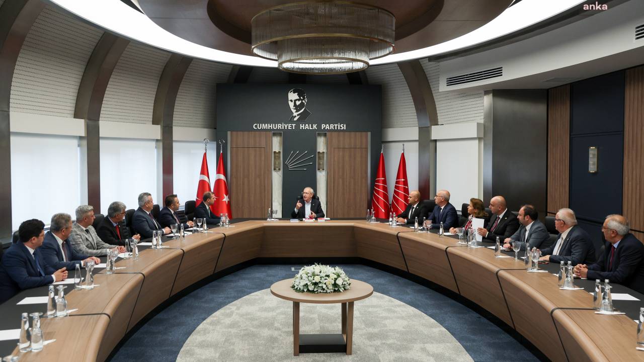 Kemal Kılıçdaroğlu, Chp Muğla İl Başkanı Zekican Balcı Ve İlçe Başkanları İle Bir Araya Geldi