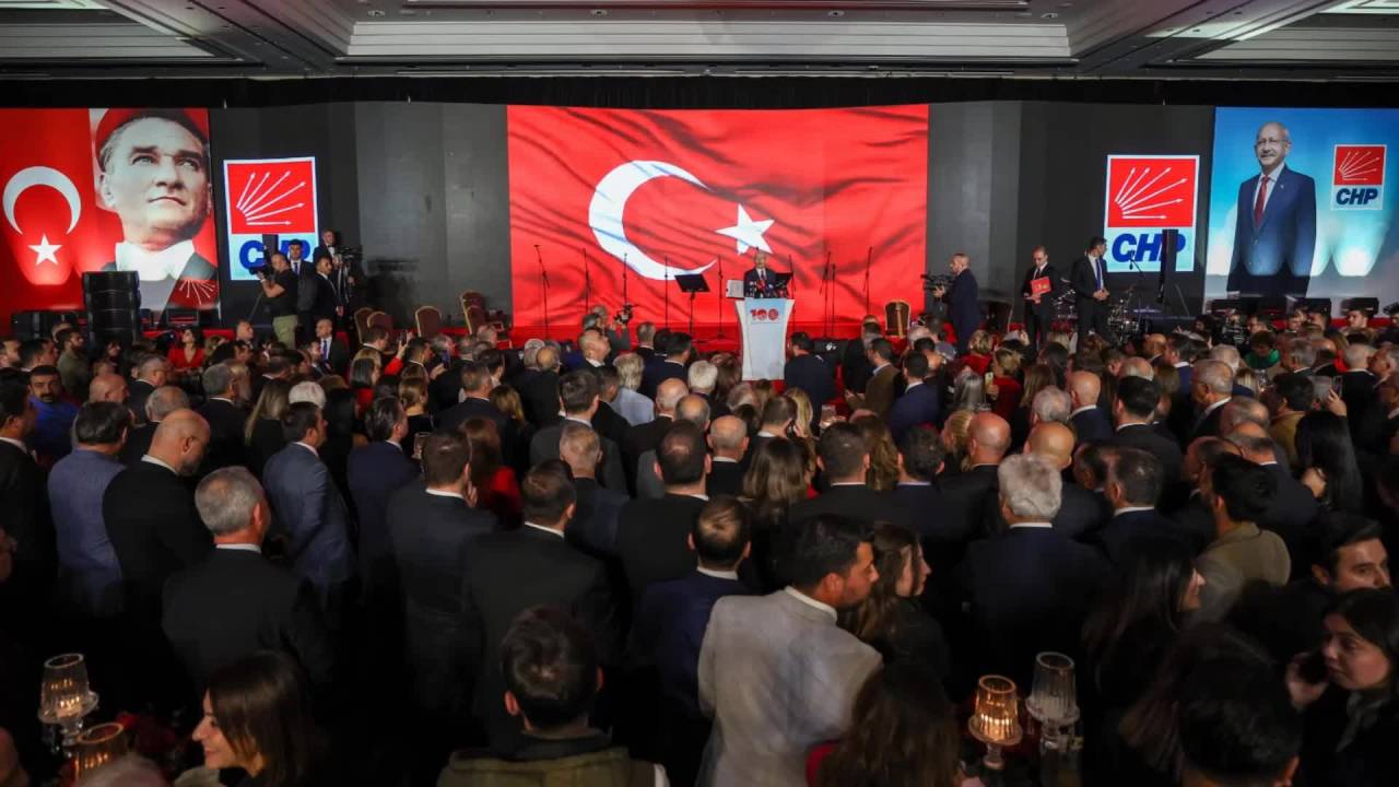 Chp’den Cumhuriyet’in 100. Yılında “Yüzyılın Marşı”