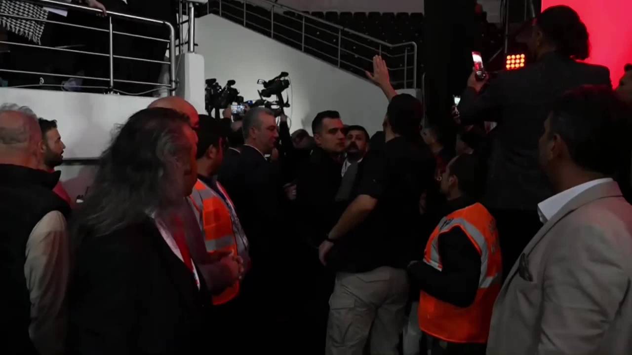Chp’nin 38. Olağan Kurultayı… Kemal Kılıçdaroğlu Kurultay Salonunda