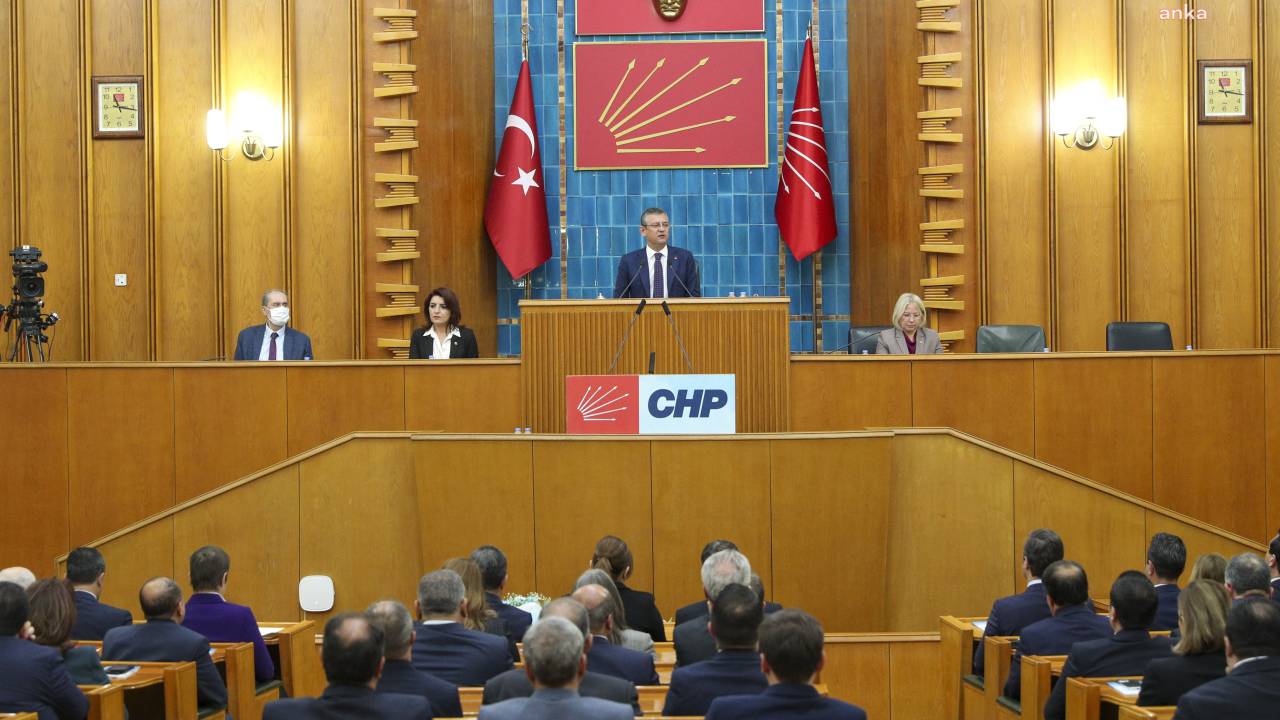 Özgür Özel, Tbmm’de İl Başkanlarının Da Katılımıyla Düzenlenen Grup Toplantısına Başkanlık Etti