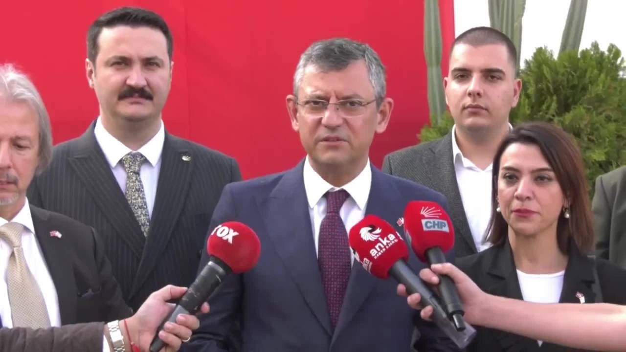 Özgür Özel: "Parti İçinde Değişim Yaşandı Ama Esas Değişim İktidarda Yaşanacak"