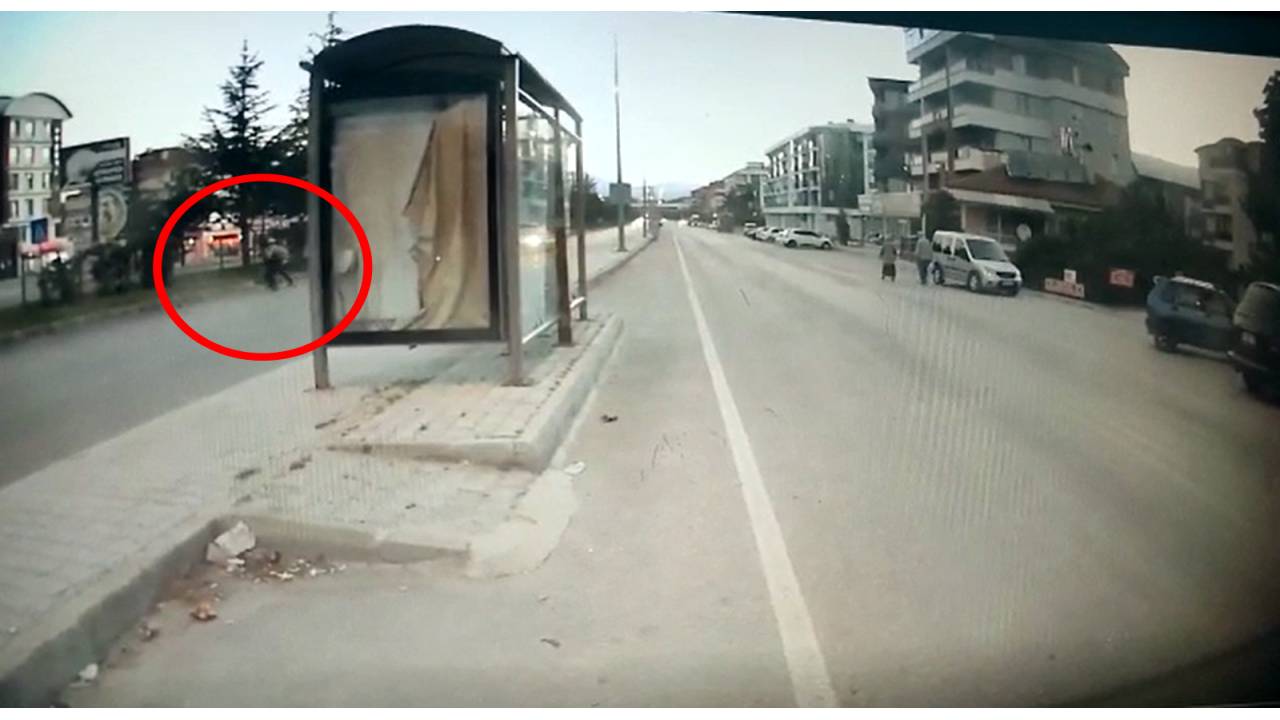 Ispartadaki Karı-Kocanın Öldüğü Kaza Kamerada