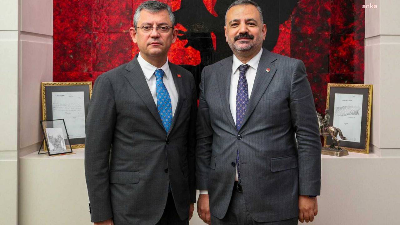 Chp İzmir İl Başkanı Şenol Arslanoğlu'ndan Özgür Özel'e Ziyaret