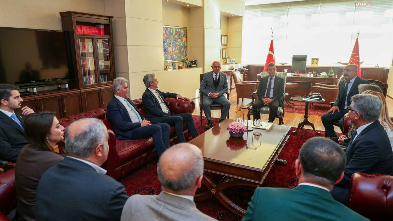 Özgür Özel: "Alevi Yurttaşlarımızın Tüm Taleplerini Cesaretle Ve Kararlılıkla Savunacağız"