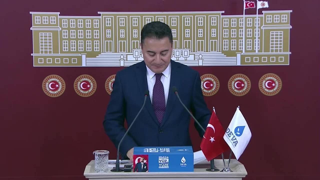 Ali Babacan: “Yüzde 10’luk Oyuyla Sayın Bahçeli, Ülkenin Başında Kayyım Gibi Hareket Etmekte”