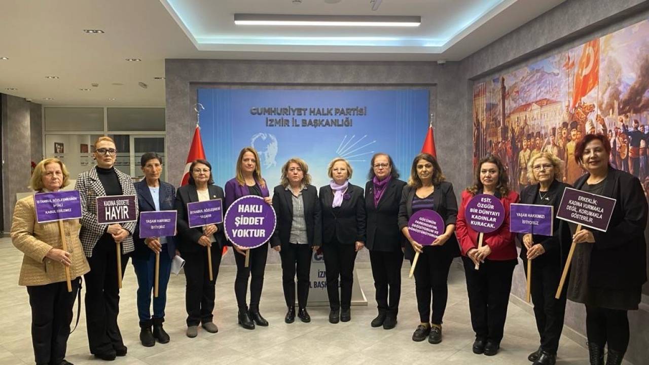 Chp İzmir Kadın Kolları’ndan 25 Kasım Açıklaması: “Kadının Güvencesi Olan Laik Düzen Tehlike Altında”