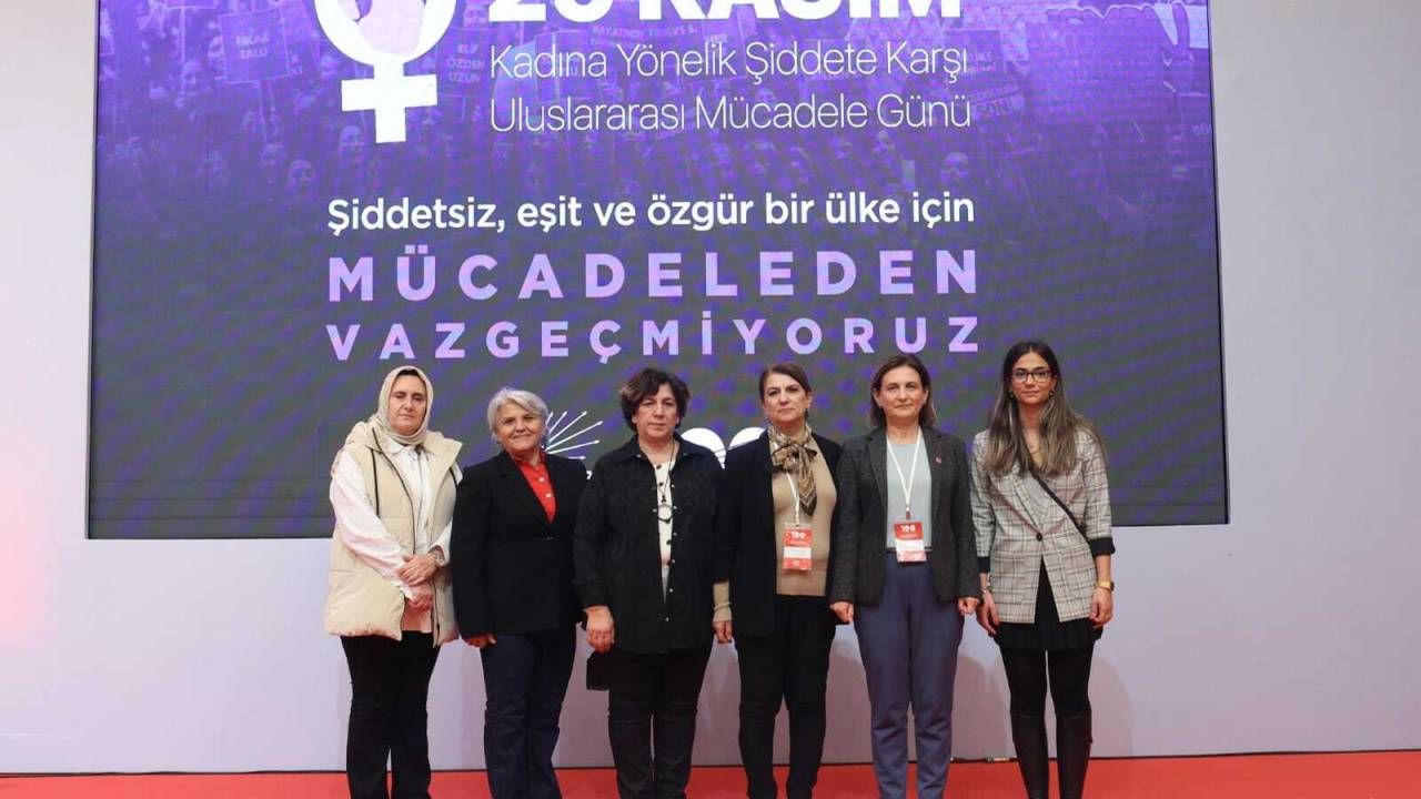 Chp'li 81 İl Başkanı: “Kadına Yönelik Şiddeti De Kadın Cinayetlerini De Sonlandıracağız”