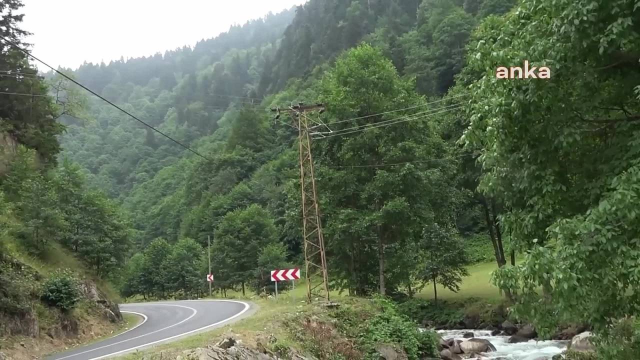 Rize İkizdere Halkı, Hes Projesi İçin Çed Bilgilendirme Toplantısına İzin Vermedi