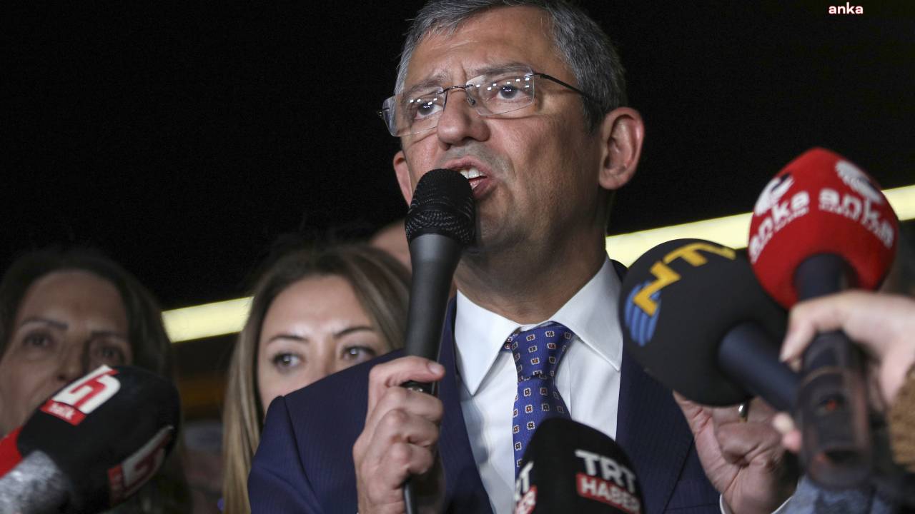 Özgür Özel'den, Trafik Kazasında Hayatını Kaybeden Üniversite Öğrencisi Mine Nur Uysal İçin Taziye Mesajı