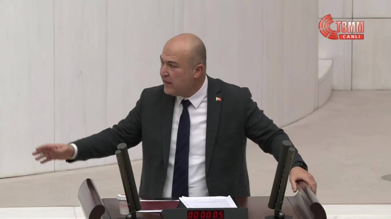 Murat Bakan’dan, Tbmm’de Bakan Yerlikaya’ya: “Bataklıkla Değil Sivrisineklerle Uğraşıyorsunuz”