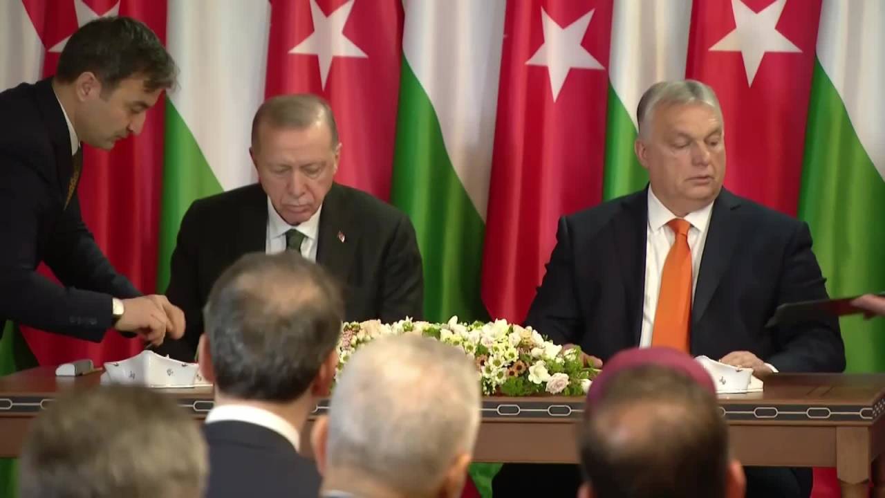 Erdoğan: "Macaristan'ın Ab'ye Tam Üyeliğimizi Desteğini Vurgulamasından Memnuniyet Duydum"