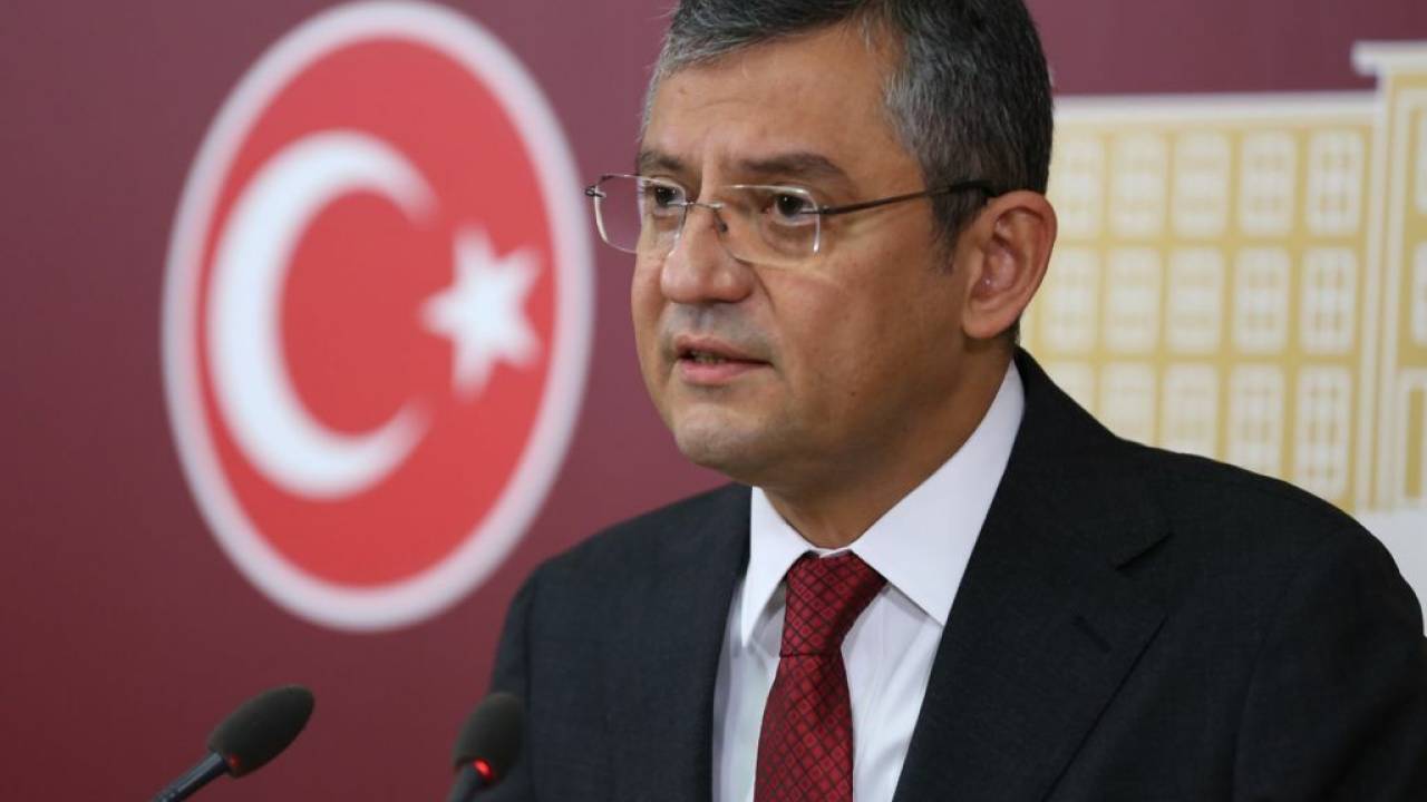 Özgür Özel, Tutuklanan Üniversiteli Ege Akersoy’un Babası Zafer Akersoy İle Telefonda Görüştü