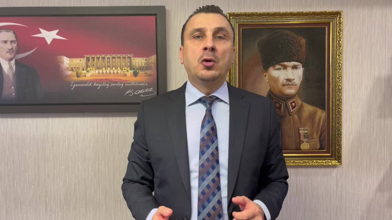 Bekir Başevirgen: “Tüketicilerin Banka Borcu Son Üç Haftada 125 Milyar Lira Arttı”