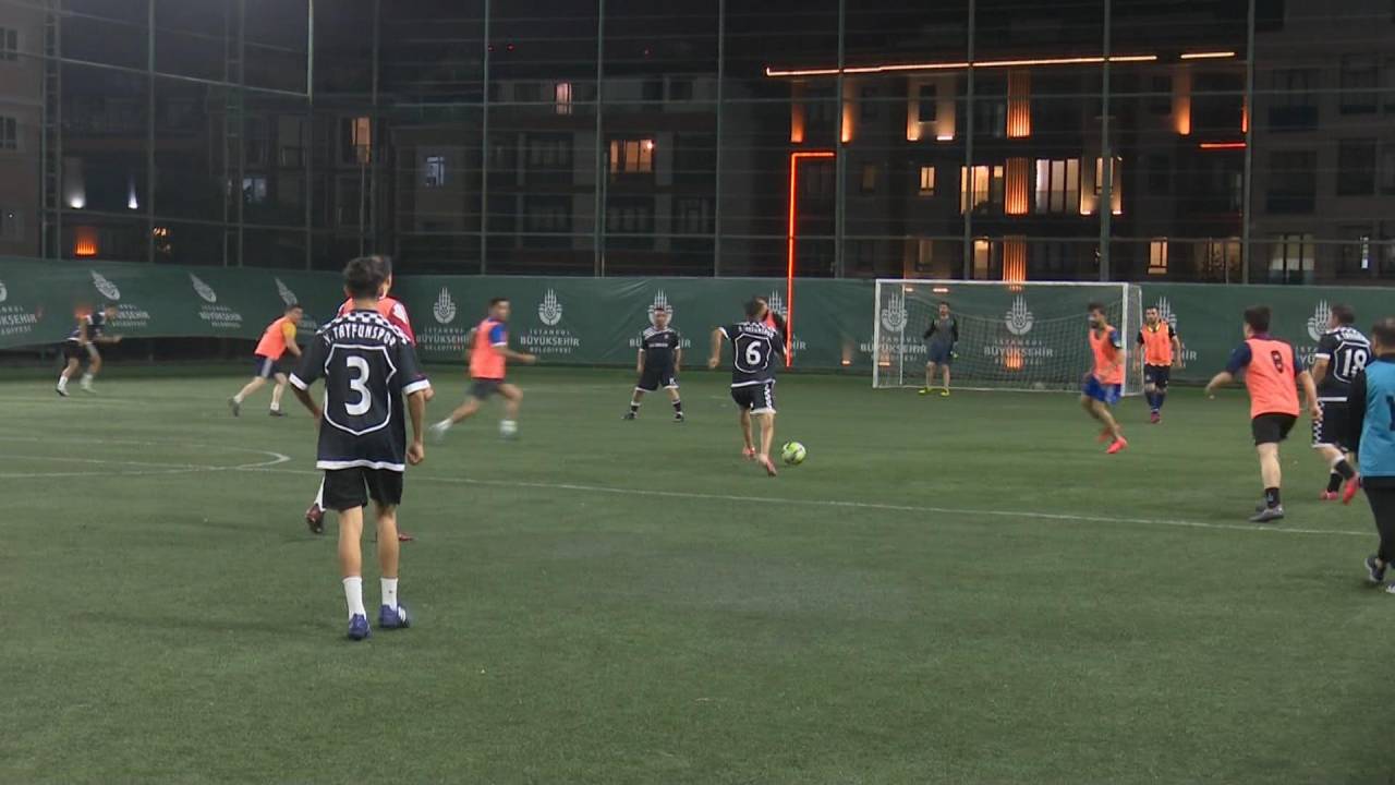 Polis Kuştepe Sakinleri Futbol Turnuvasında Dostluk Kazandı