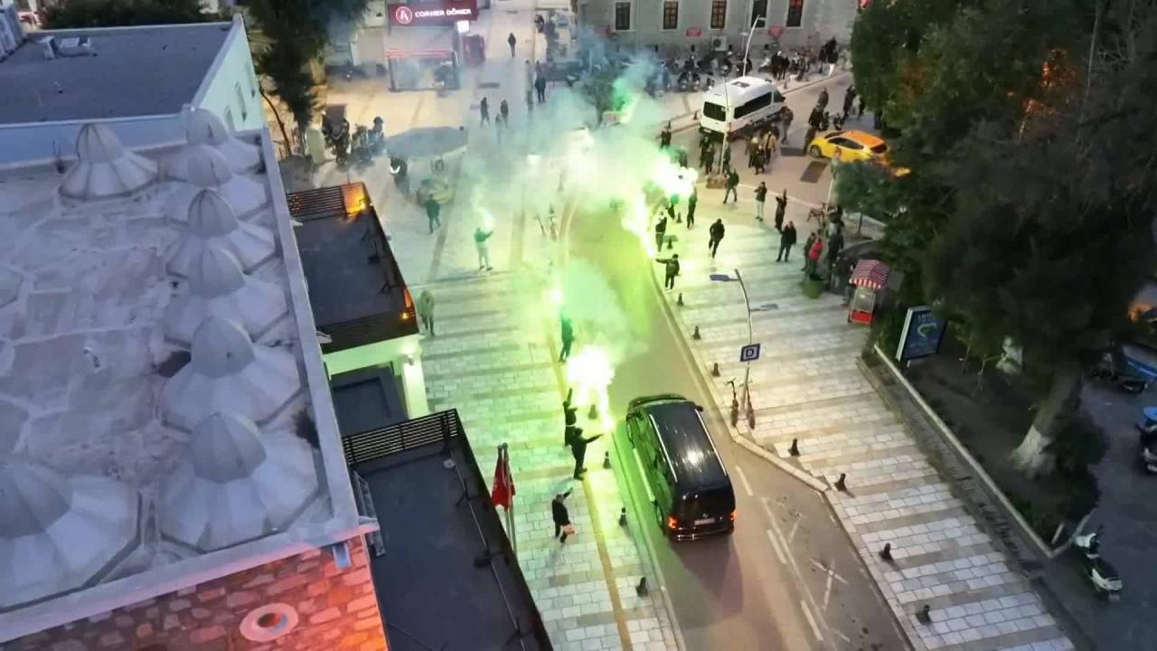 Bodrum Belediye Başkanı Aras’a Coşkulu Karşılama