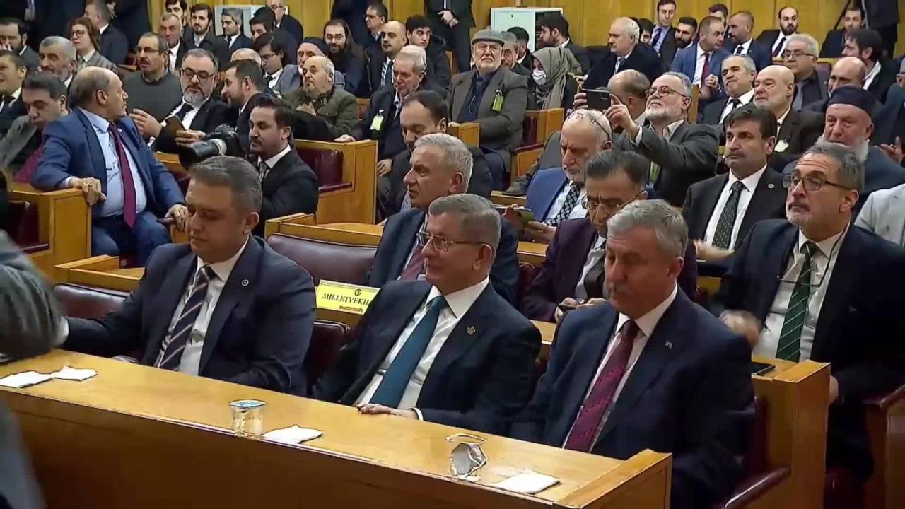 Sabri Tekir: "Cumhurbaşkanı’nın Hatay’da Sarf Ettiği Cümleler Oldukça Yersiz Ve Talihsizdir"