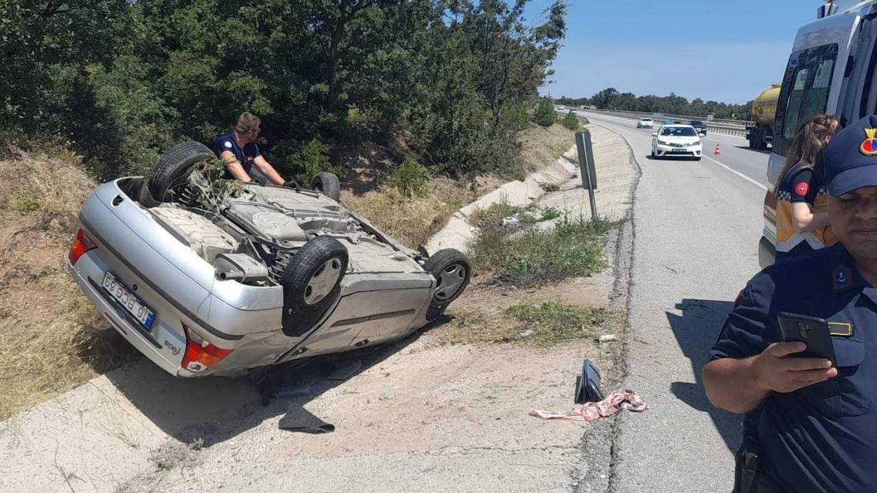 Eskişehir'de Otomobil Takla Attı: 2 Ölü, 2 Yaralı