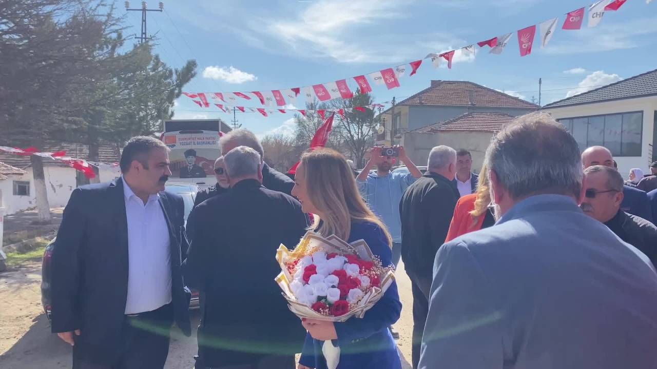 Chp Kadın Kolları Genel Başkanı, Genel Başkan Yardımcısı Nazlıaka: “Emeklilerimiz Adına Mücadele Ediyoruz”