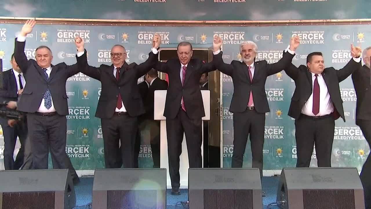 Erdoğan: "Ekonomideki Sıkıntıların Yıl Sonundan İtibaren Hızla Hafiflemeye Başladığını Göreceğiz"