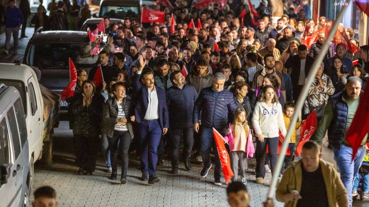 Dikili Belediye Başkanı Adil Kırgöz’ün Ev Ziyaretleri Sürüyor