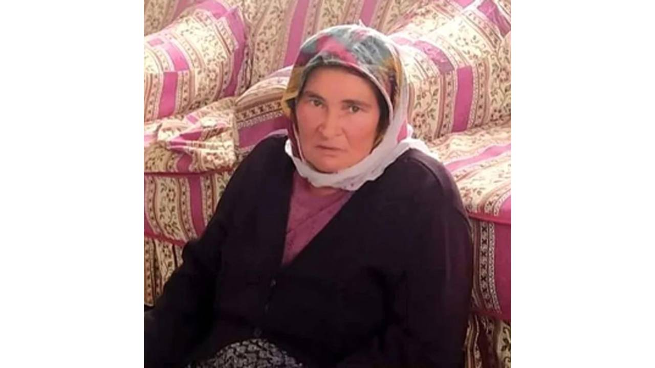 Traktör Devrildi; Anne Öldü, 2 Kızı Yaralandı