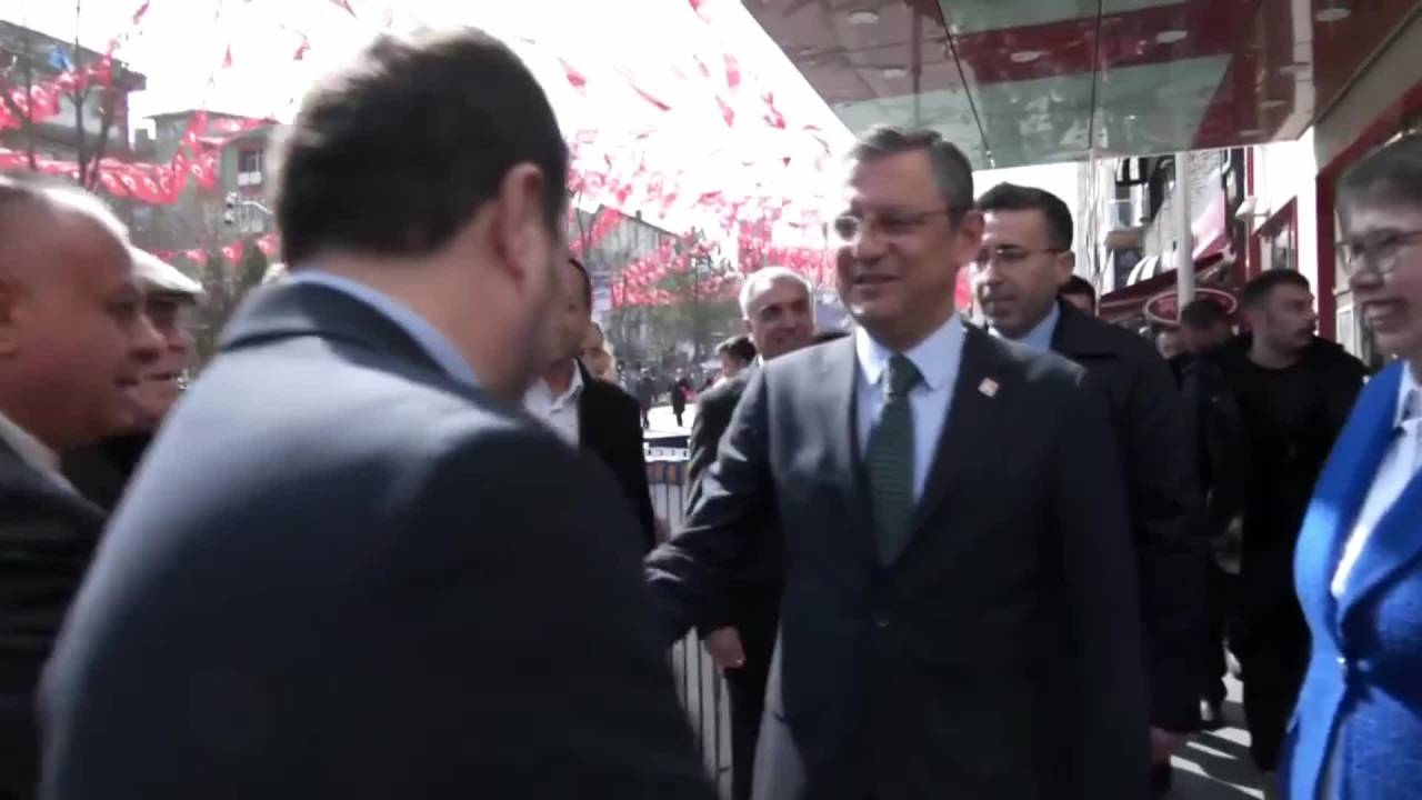 Chp Genel Başkanı Özgür Özel: "10 Bin Lira İle Geçim Oluyor Mu?"