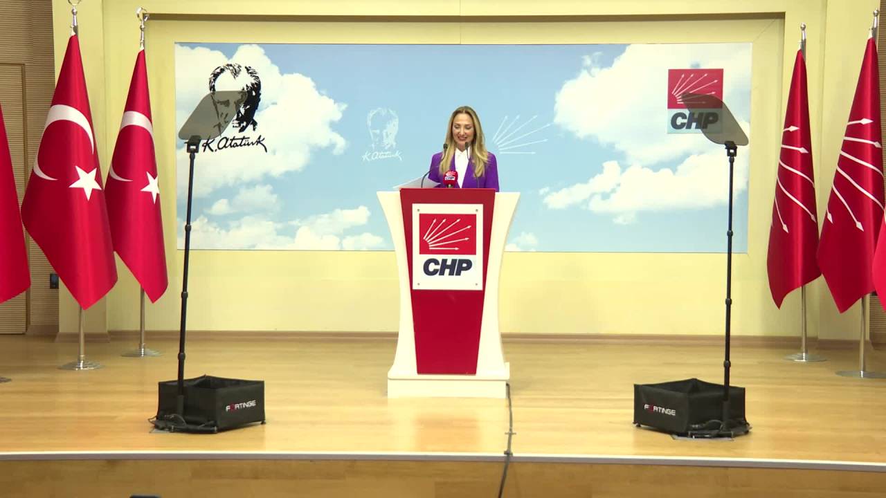 Chp Kadın Kolları Başkanı Aylin Nazlıaka: "Eşit Bir Türkiye İnşası İçin Mücadele Ediyoruz"