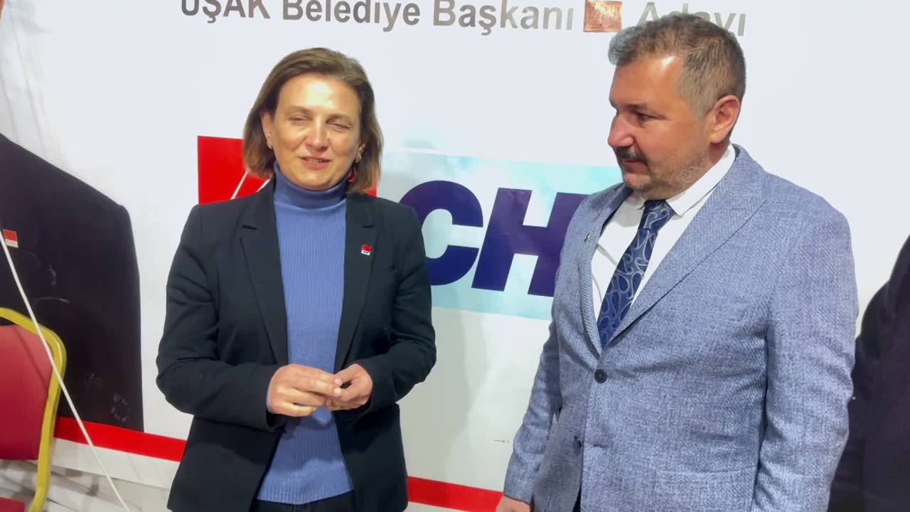Eski Akp Uşak İl Başkanı Enver Başakçıoğlu Chp'ye Katıldı