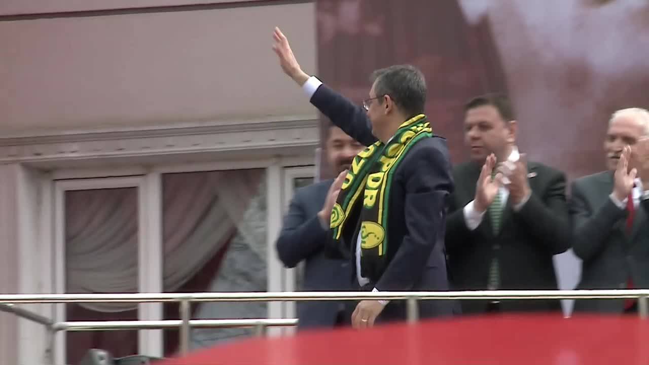 Özgür Özel, Uzunköprü’de: “Tayyip Bey, Madem Emekliye, Üreticiye Para Yok; 31 Mart’ta Da Sana Oy Moy Yok”