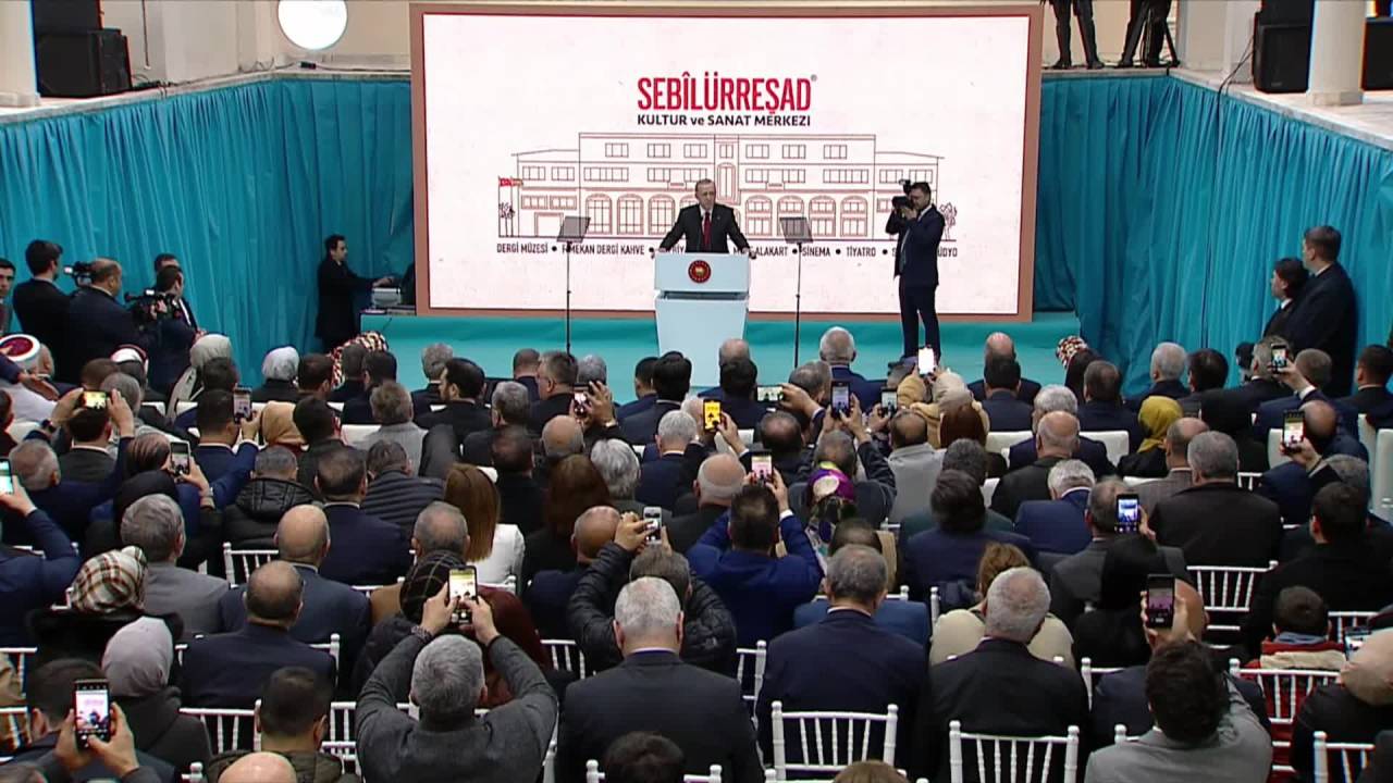 Erdoğan: "Çocuklarımızı Küresel Sapkın Akımların Esiri Yapma Çabalarını Boşa Çıkaracağız"