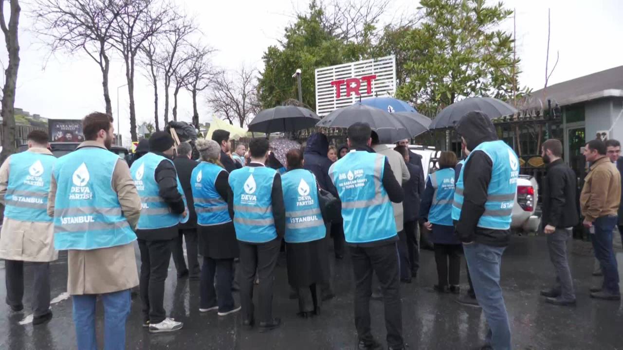 Deva İbb Adayı İdris Şahin Siyah Çelenk Bıraktı: "Trt Yöneticilerini Vicdanlı Olmaya Çağırıyorum"