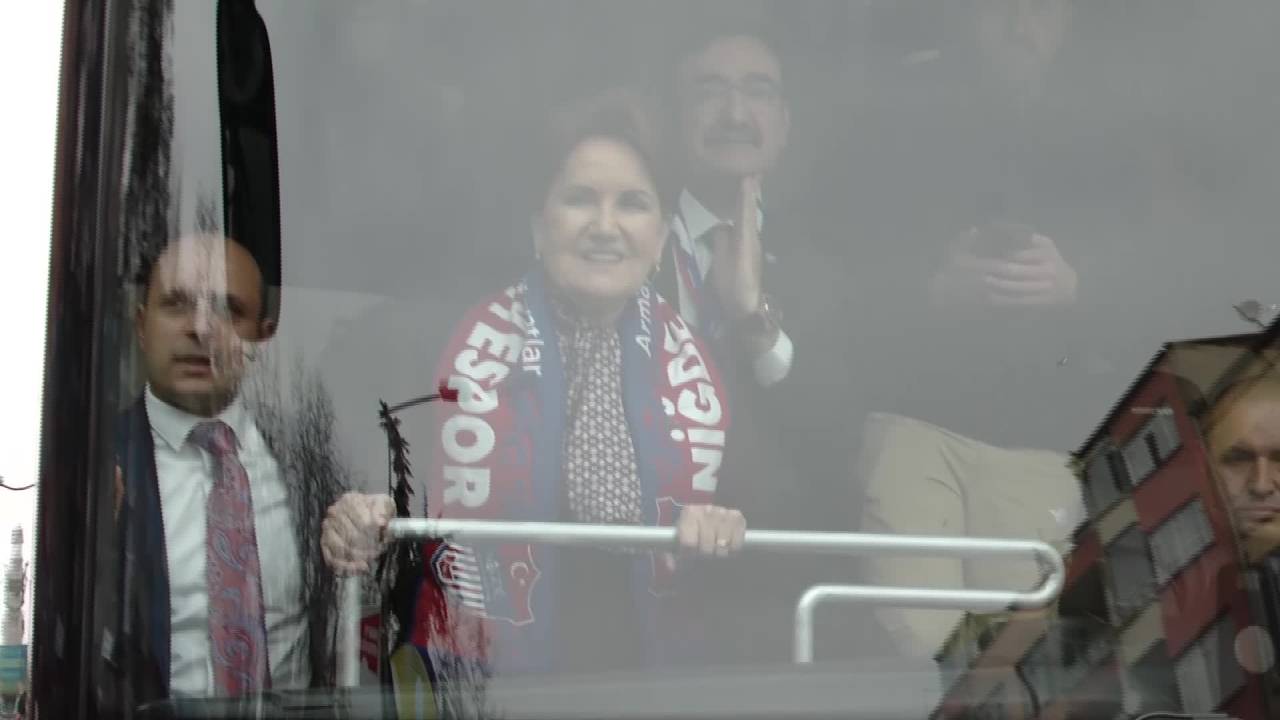 Akşener, Niğdelilerden Belediye Başkan Adayı Erem İçin Oy İstedi