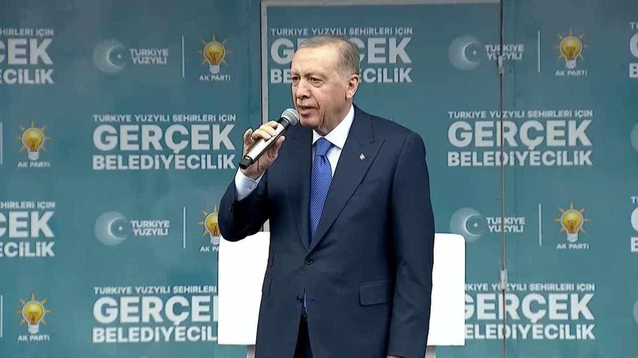 Cumhurbaşkanı Erdoğan: "Kent Uzlaşısı Diye Bir Şey Uydurdular, Kimin Eli Kimin Cebinde Belli Değil"