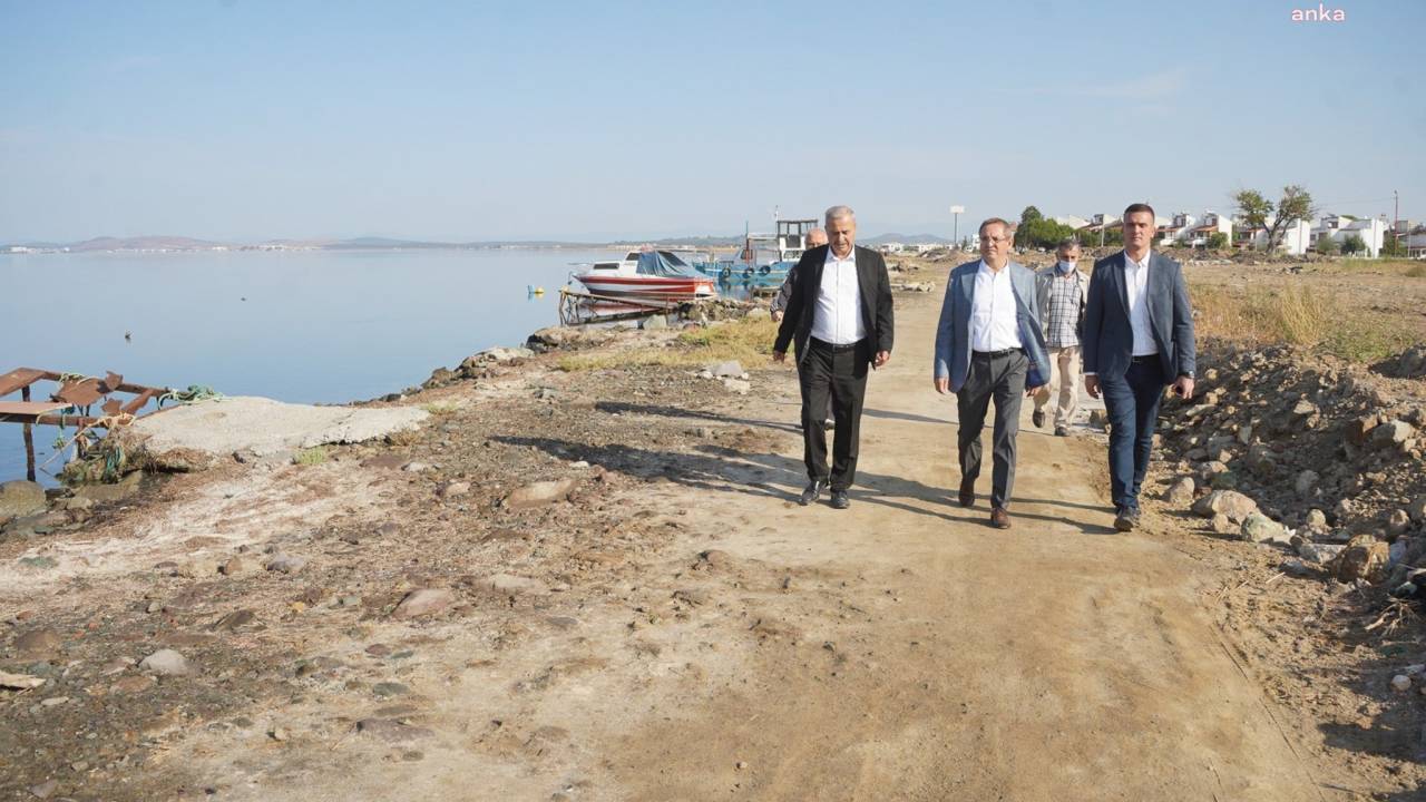 Mesut Ergin: “Ayvalık’a Hizmet Vermeyenler Şimdi Bol Bol Vaatler Sıralıyor”