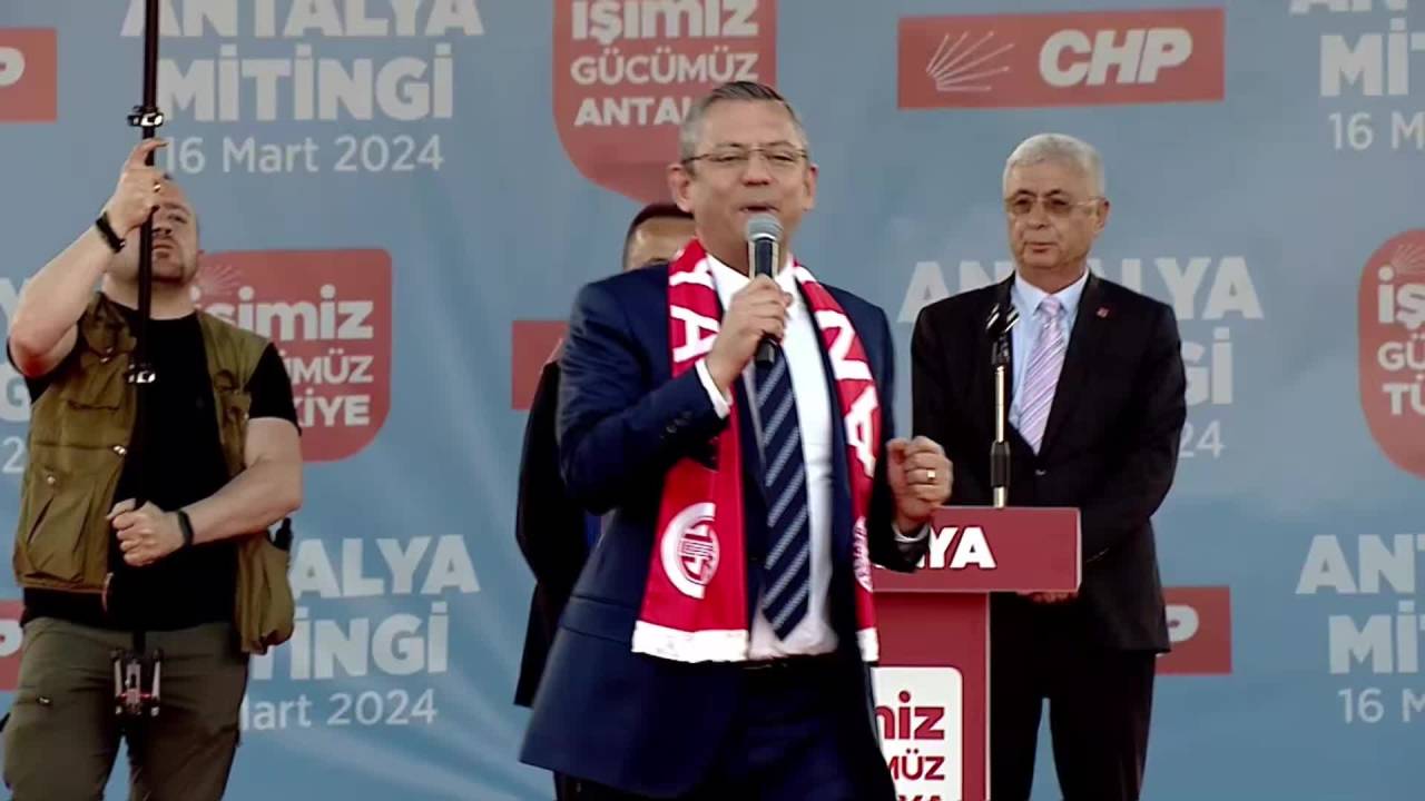 Özel: "Emekliler Ayda Beş Buçuk Çeyrek Altını Tayyip Bey'in İktidar Olduğu Seçim Sandığında Kaybetti"