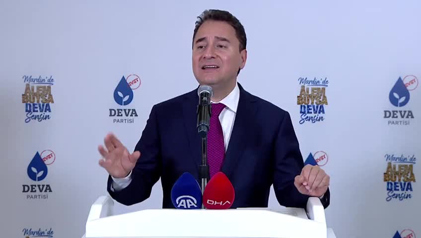 Ali Babacan İftar Sofrasında Ramazan Paketi Hesabı Yaptı