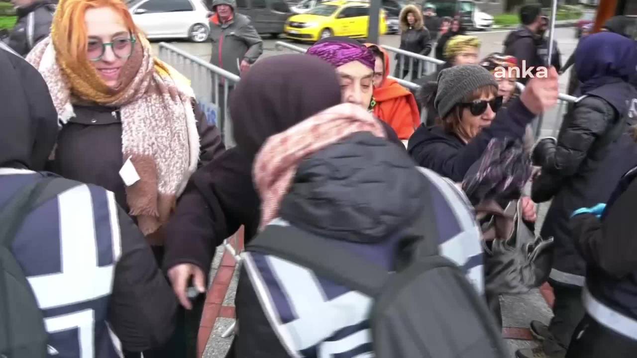 Chp'nin Rize Mitingine Katılan Vatandaş: "Yaşam Çok Kötü Gidiyor, Ramazanda Bir Kilo Et Alamadık"