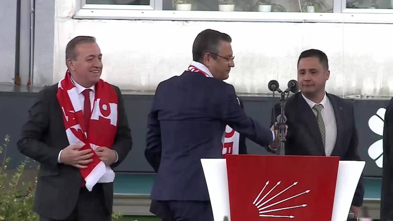 Özgür Özel: “Emekliye Para Yok, O Zaman 31 Mart’ta Recep Tayyip Erdoğan’a Da Oy Yok”