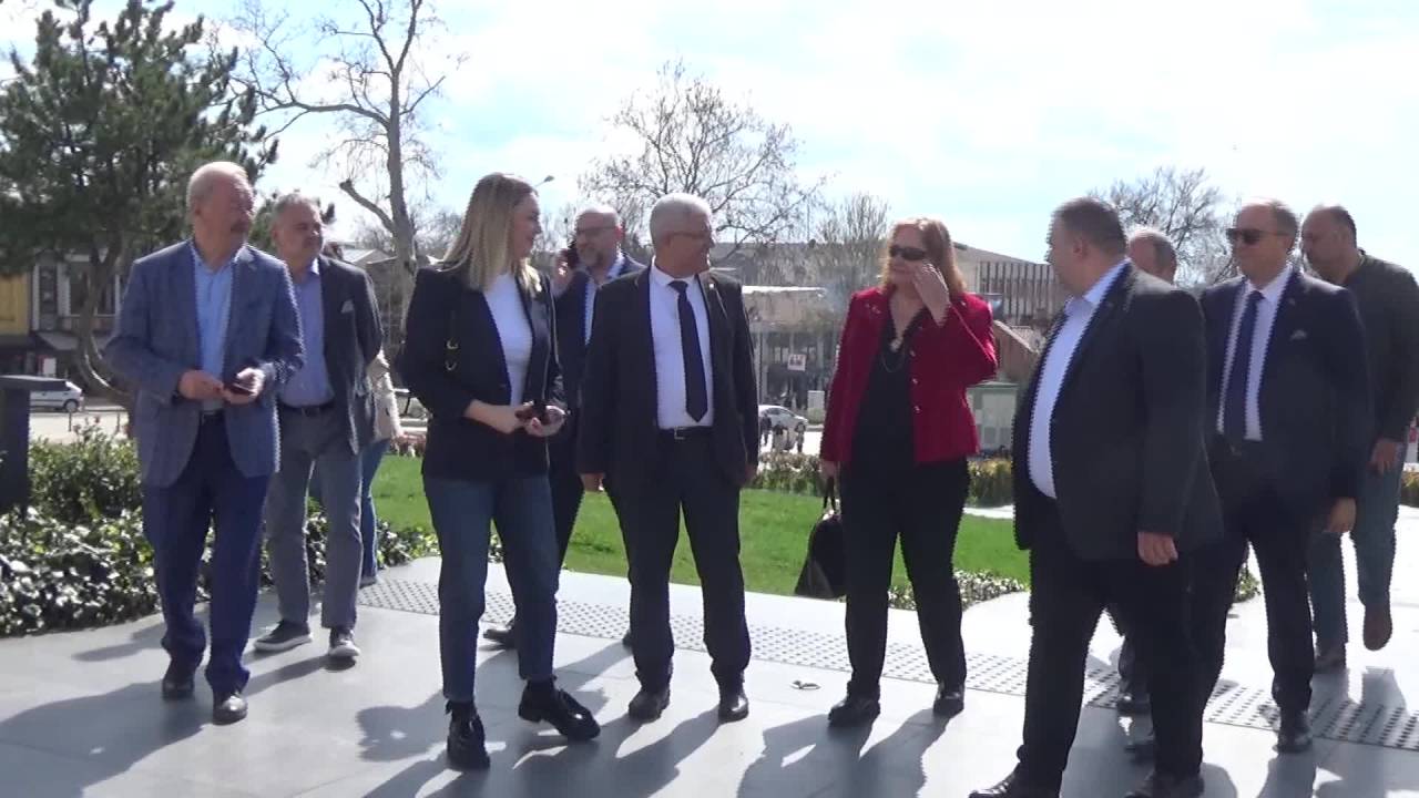 Chp Edirne Belediye Başkan Adayı Akın: "Emeklilerimiz Çok Büyük Ekonomik Zorluk Yaşıyorlar"