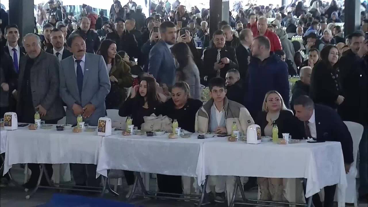 Akşener'den Mansur Yavaş'a: "Kurt Kışı Geçirir Ama Yediği Ayazı Unutmaz, Ben De Unutmayacağım"