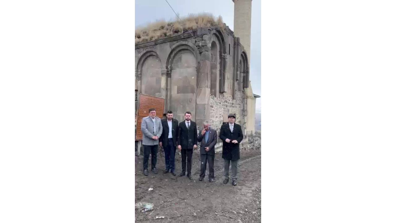 İnan Akgün Alp: Kars’ta Hâlâ Ortaçağ Şartlarında Yaşayan Köylerimiz Var