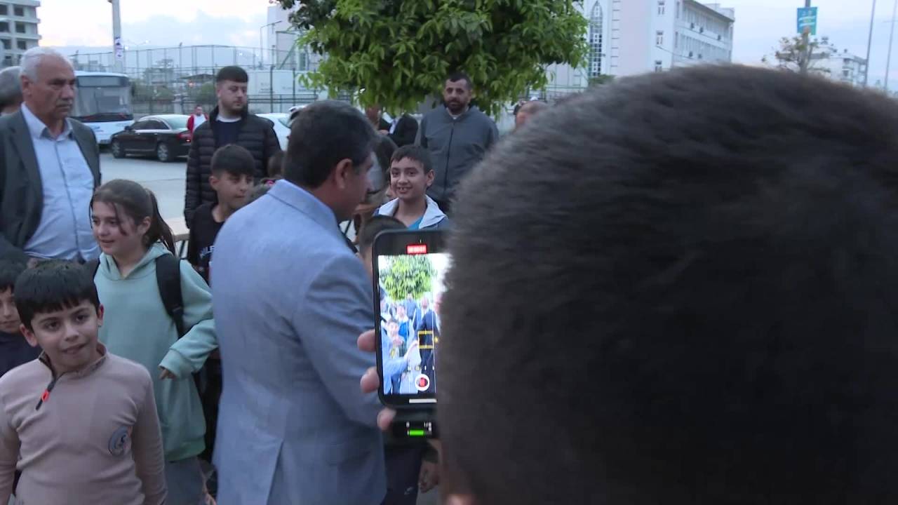 Vahap Seçer, Şevket Sümer’de Yurttaşlarla İftar Yaptı