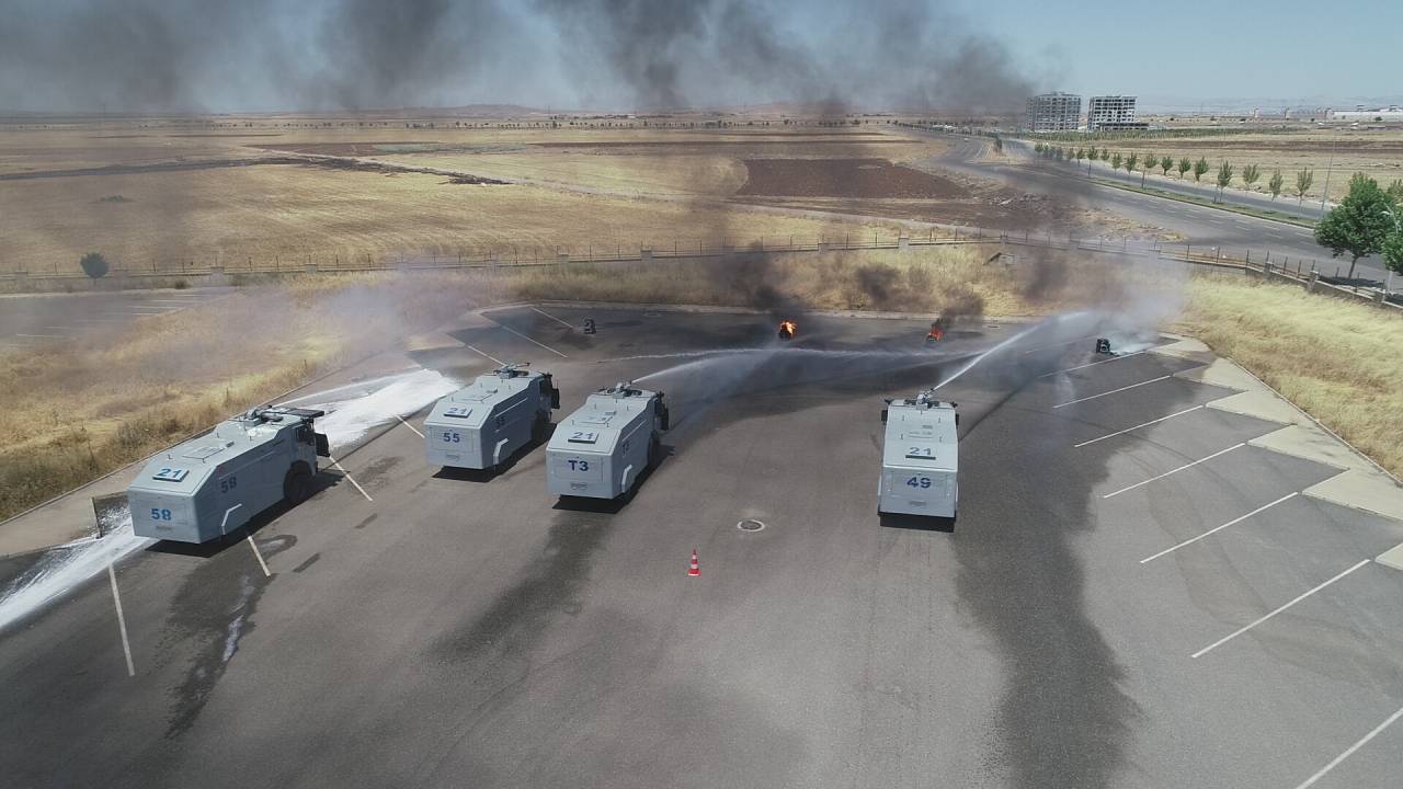 Huzur Ve Güven Ortamıyla Diyarbakır'da Toma'lar, Olası Yangınlara Hazırlanıyor